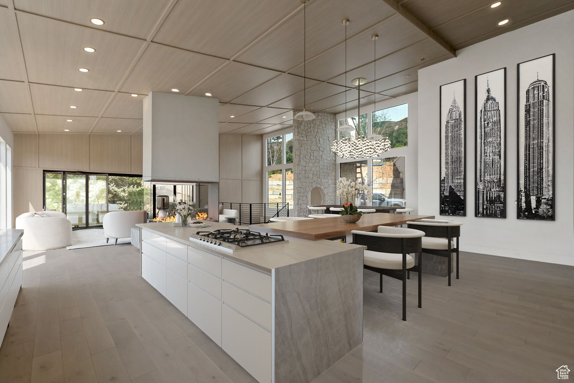 INDIAN HILLS - Residential