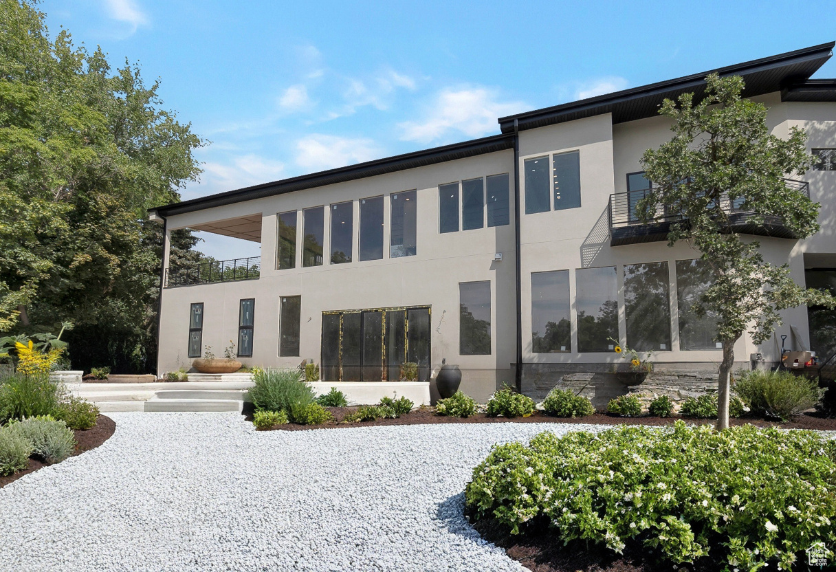 INDIAN HILLS - Residential