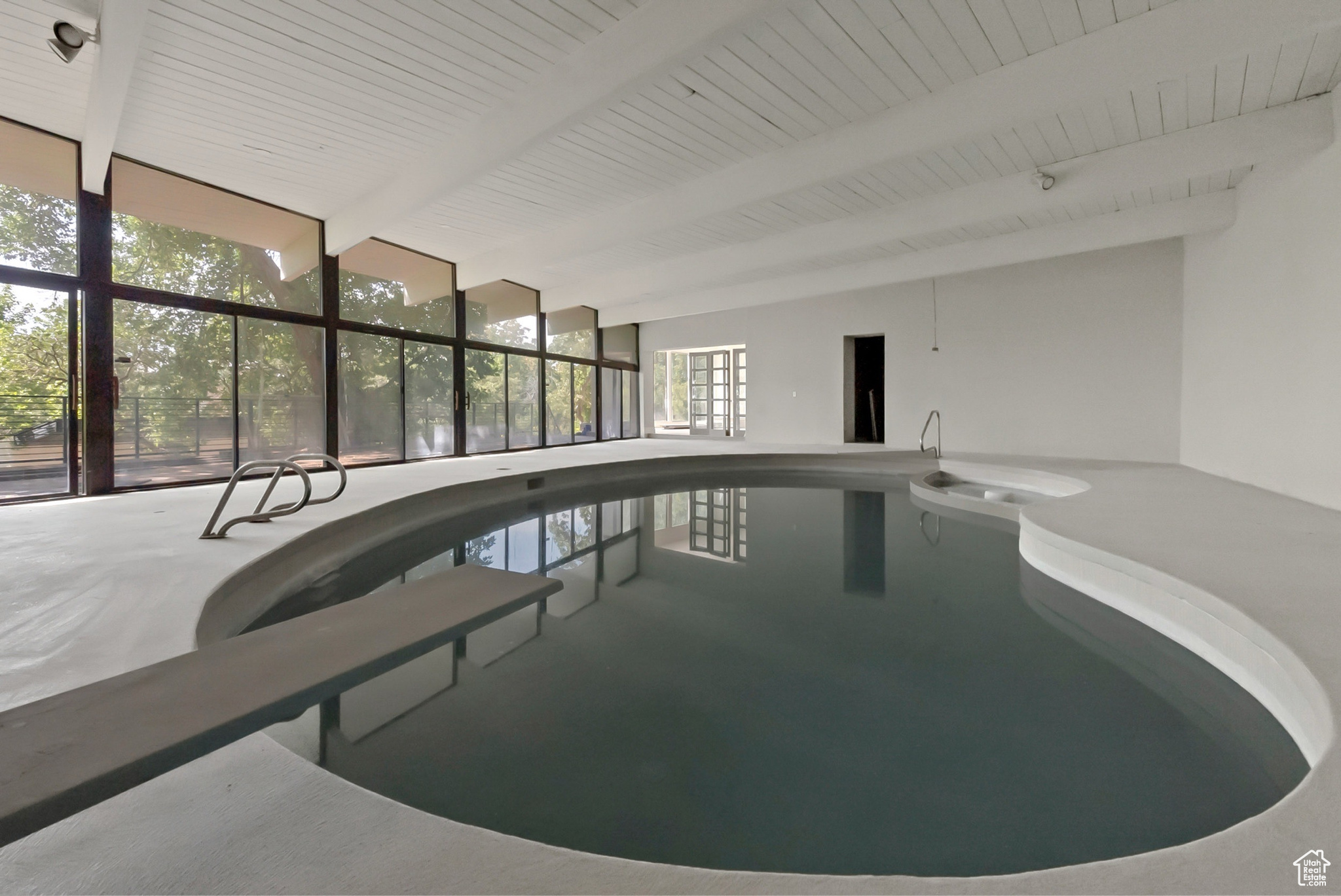 INDIAN HILLS - Residential