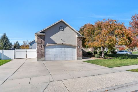 Tiny photo for 6454 SILVER MEDAL DR, Taylorsville, UT 84129 (MLS # 2120339)