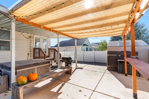 Tiny photo for 6454 SILVER MEDAL DR, Taylorsville, UT 84129 (MLS # 2120339)