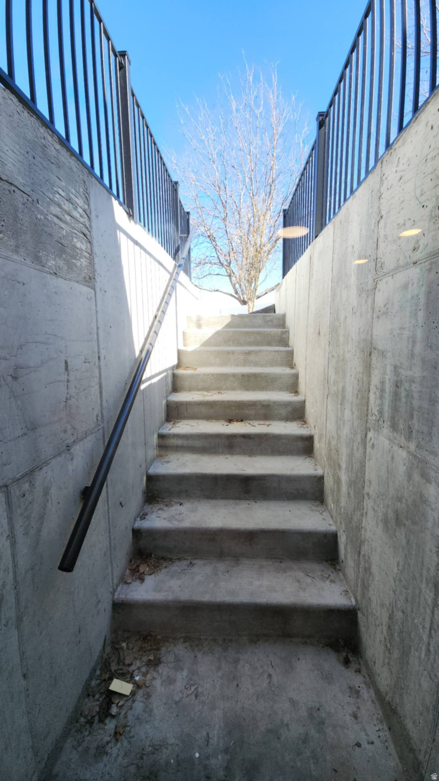 GOLF COURSE ISLAND SUB - Residential