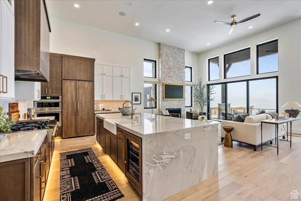 AMANTI LAGO - Residential