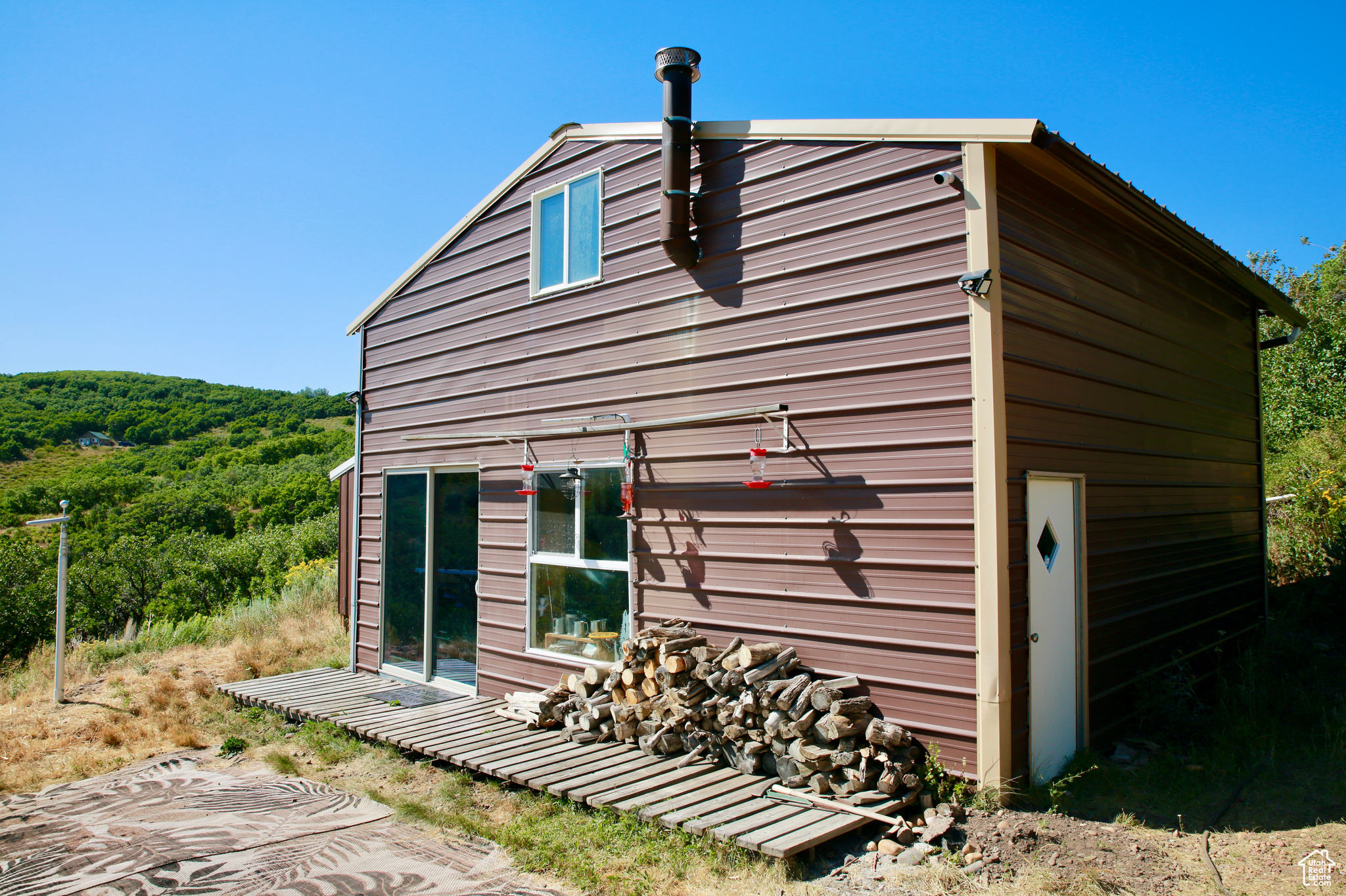 141 SKY LINE RD 141