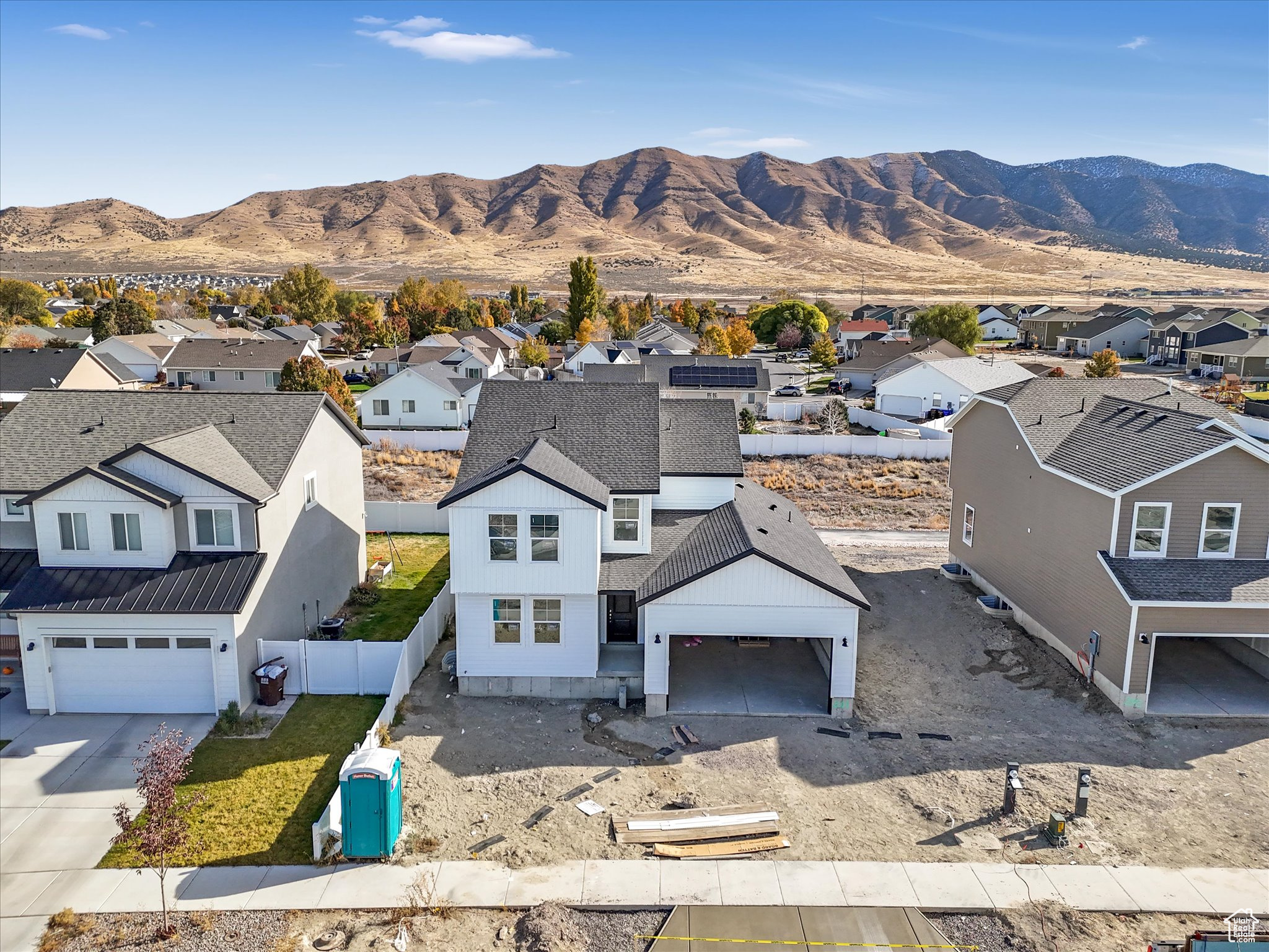 3554 N Finch Ln, Eagle Mountain, Utah image 2