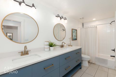 Tiny photo for 342 W CLARK CIR, Farmington, UT 84025 (MLS # 2128821)