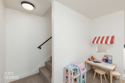 Tiny photo for 342 W CLARK CIR, Farmington, UT 84025 (MLS # 2128821)