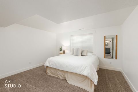 Tiny photo for 342 W CLARK CIR, Farmington, UT 84025 (MLS # 2128821)