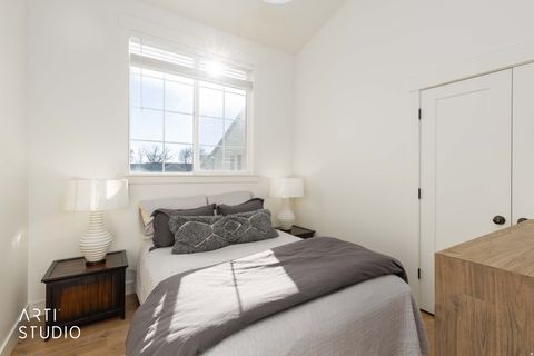 Tiny photo for 342 W CLARK CIR, Farmington, UT 84025 (MLS # 2128821)