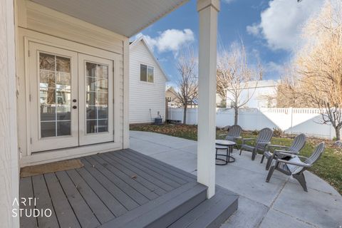 Tiny photo for 342 W CLARK CIR, Farmington, UT 84025 (MLS # 2128821)