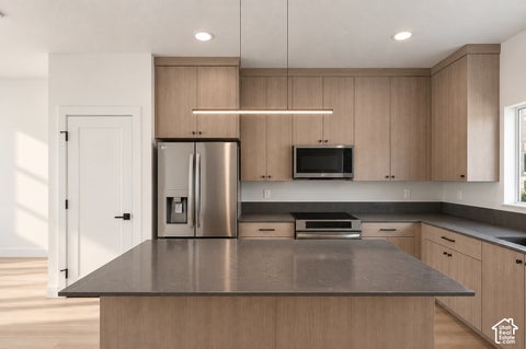 Photo of 1225 S GLENDALE DR, Salt Lake City, UT 84104 (MLS # 2181151)