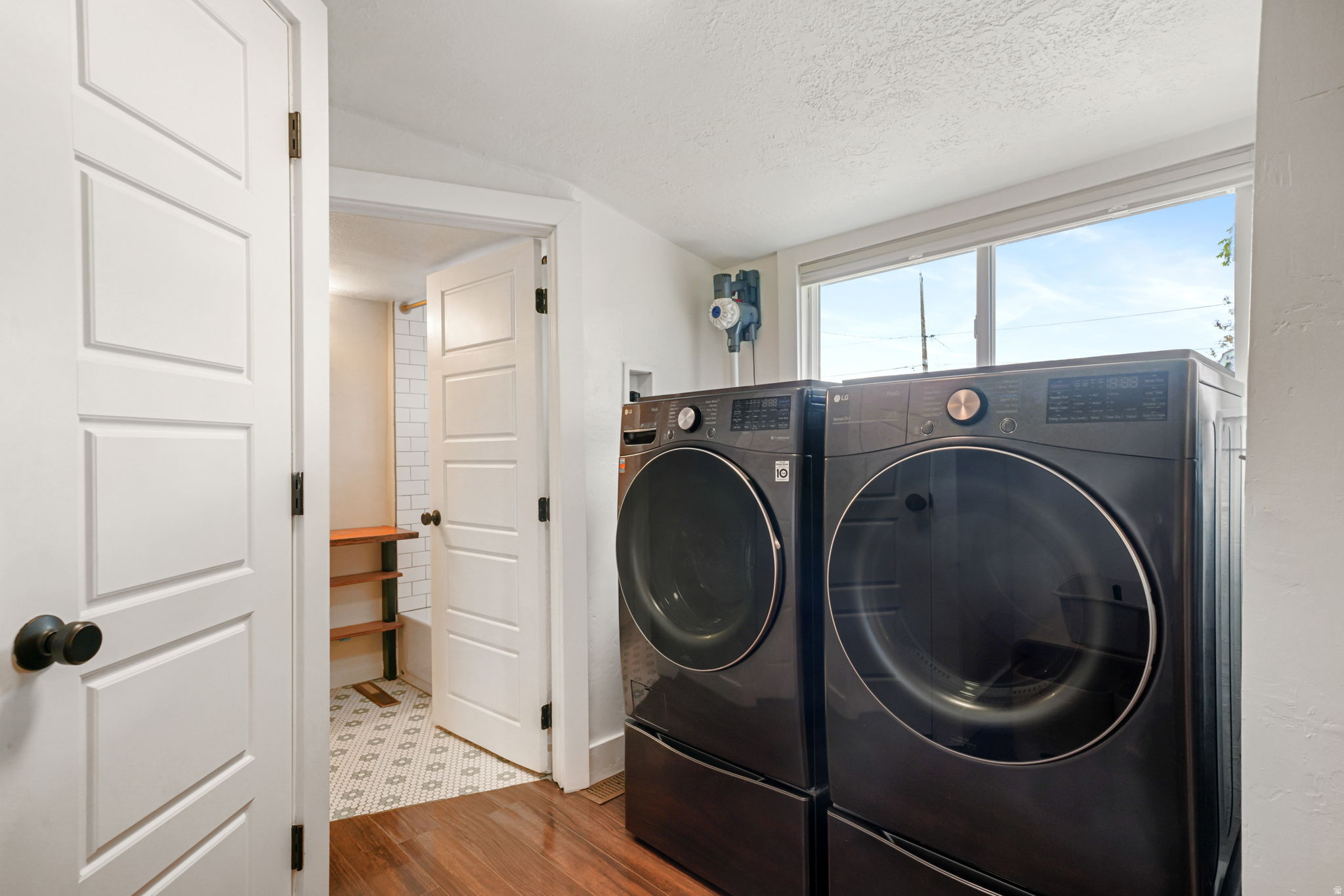 DULL BROS - Residential