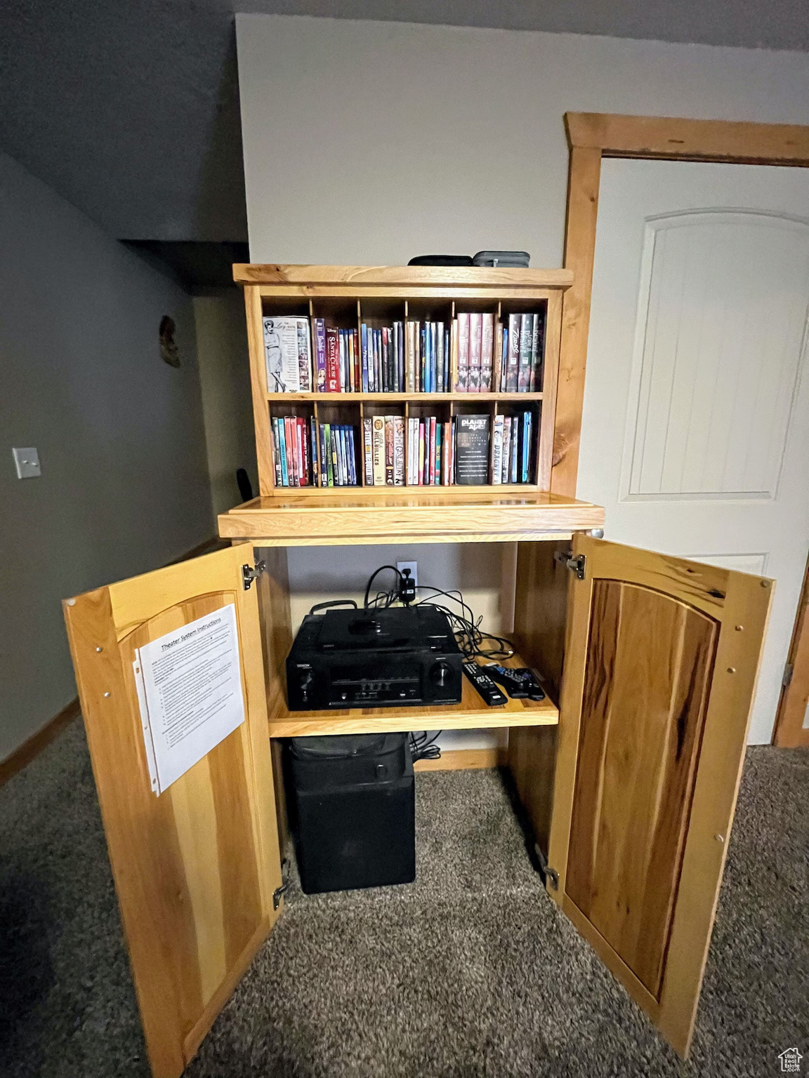 HARBOR VILLAGE - Residential