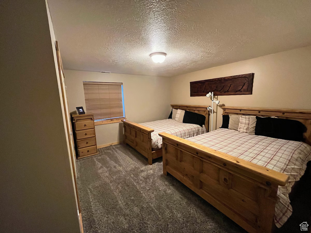 HARBOR VILLAGE - Residential