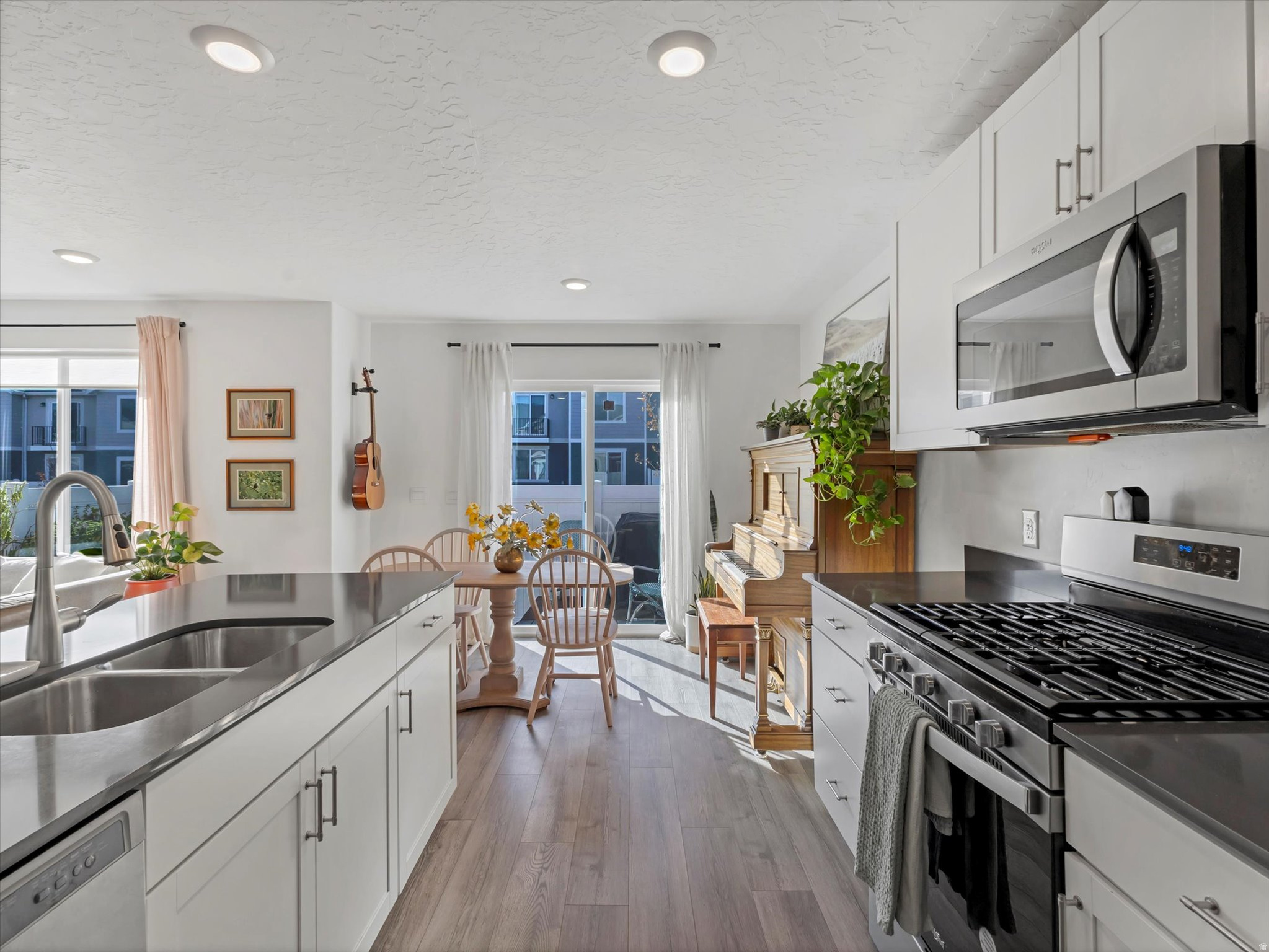 COLD SPRING RANCH - Residential