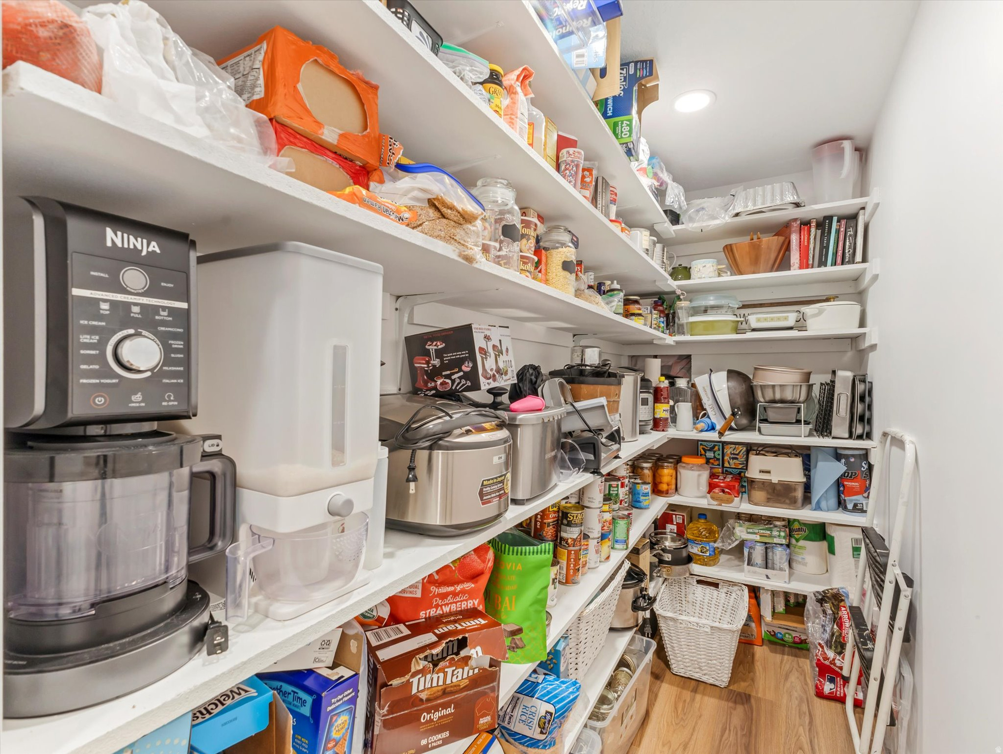 COLD SPRING RANCH - Residential