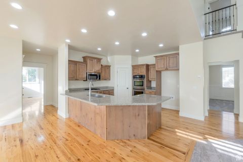 Tiny photo for 4124 N 810 W, Pleasant Grove, UT 84062 (MLS # 2117482)