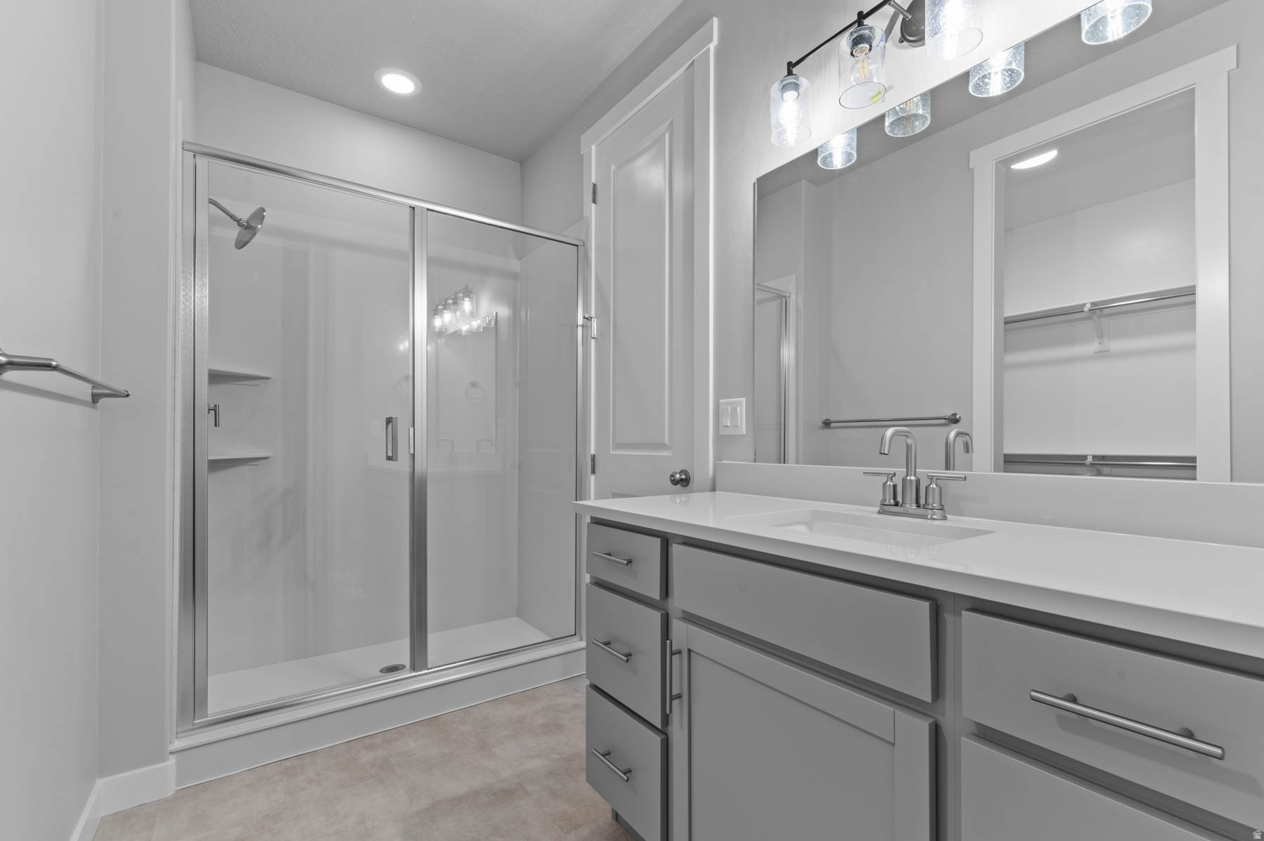 HOLBROOK E VILLAS 604 - Residential