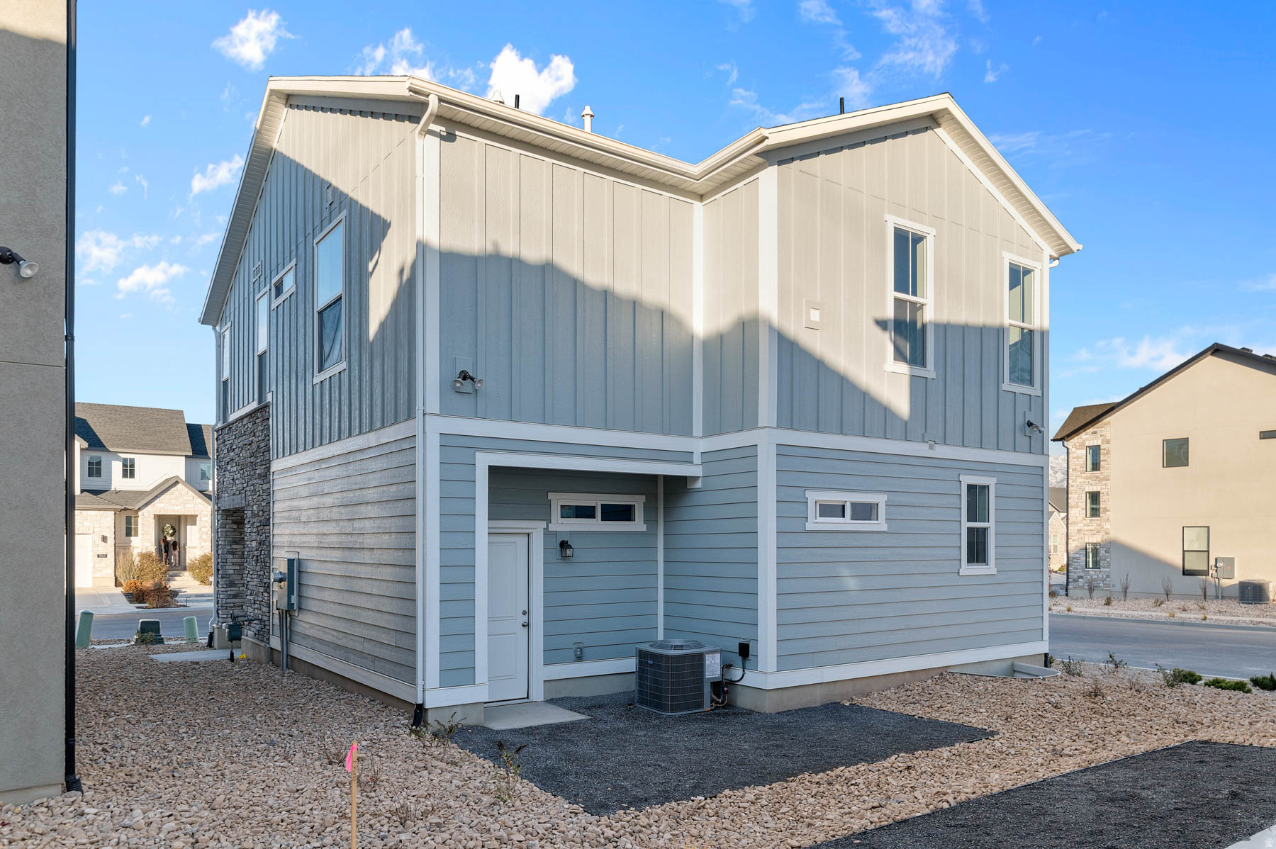 HOLBROOK E VILLAS 604 - Residential