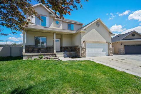 Photo of 2230 N 2270 ST W, Lehi, UT 84043 (MLS # 2155078)
