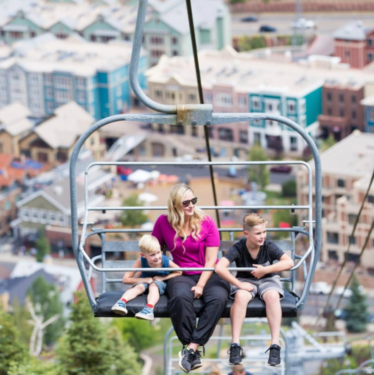 BEAR HOLLOW VILLAGE - Residential