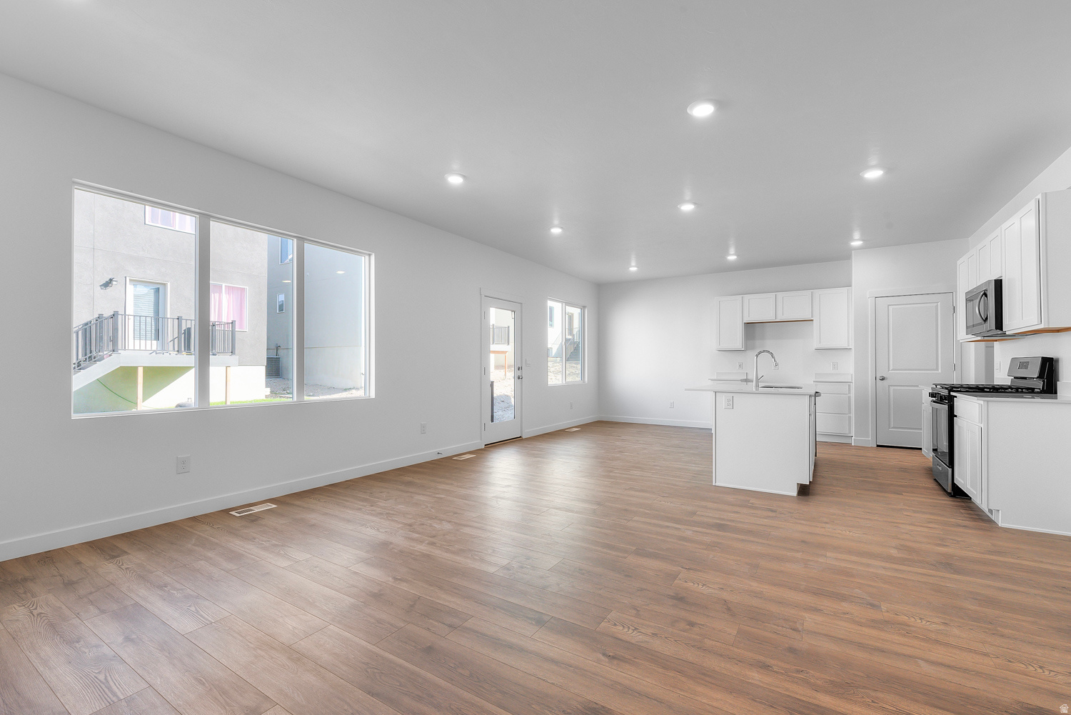 NIBLEY COACH - Residential