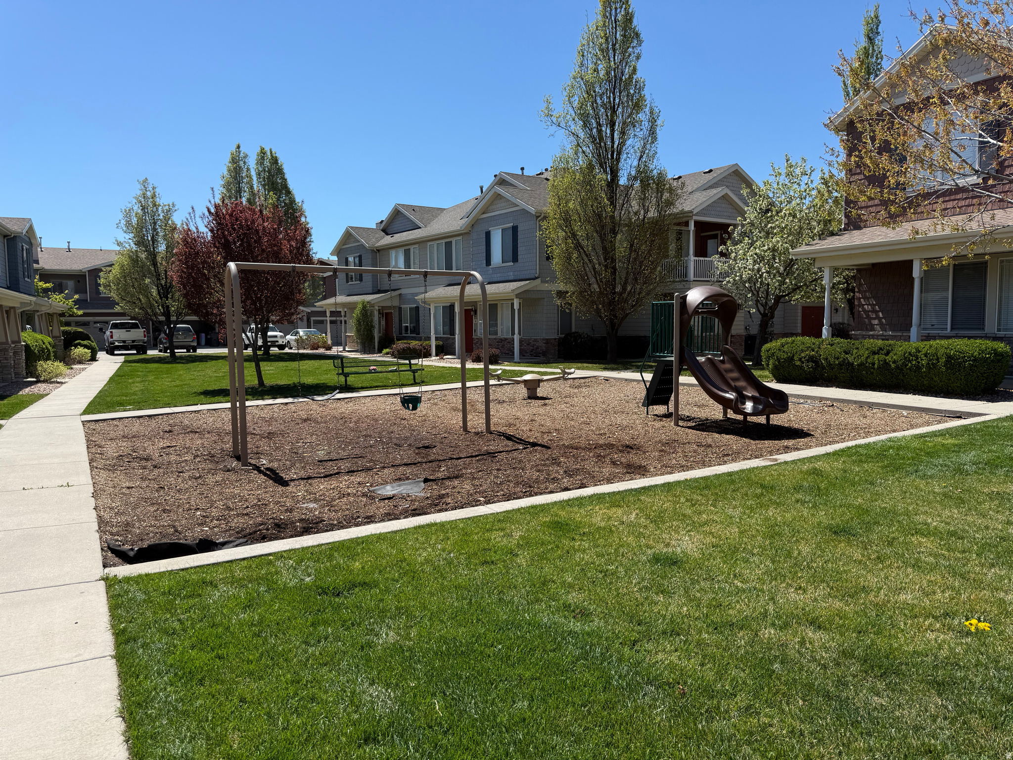 ROCKWELL CONDO - Residential