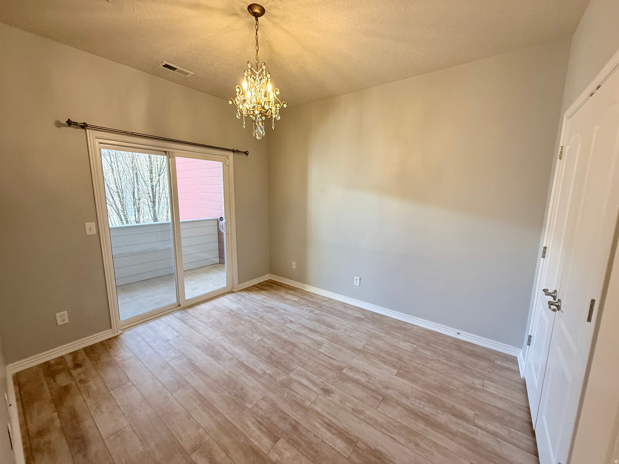 ROCKWELL CONDO - Residential