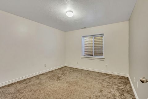 Tiny photo for 966 E LAMBERT AVE, Santaquin, UT 84655 (MLS # 2158763)