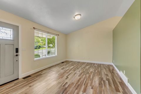 Tiny photo for 966 E LAMBERT AVE, Santaquin, UT 84655 (MLS # 2158763)