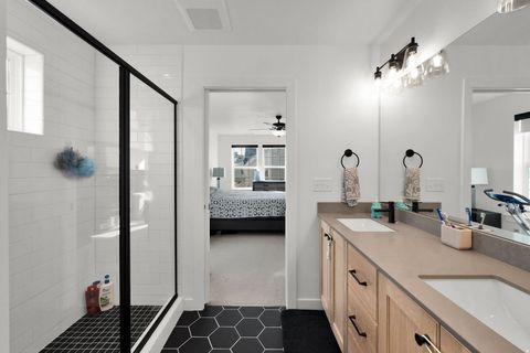 Tiny photo for 11161 S CHEVIOT HILLS LN, South Jordan, UT 84009 (MLS # 2130884)