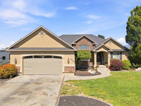 Photo of 2312 W 780 S, Lehi, UT 84043 (MLS # 2183689)