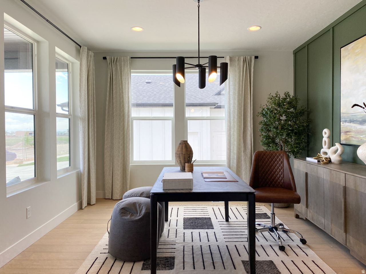 RIVERSIDE ESTATES - Residential