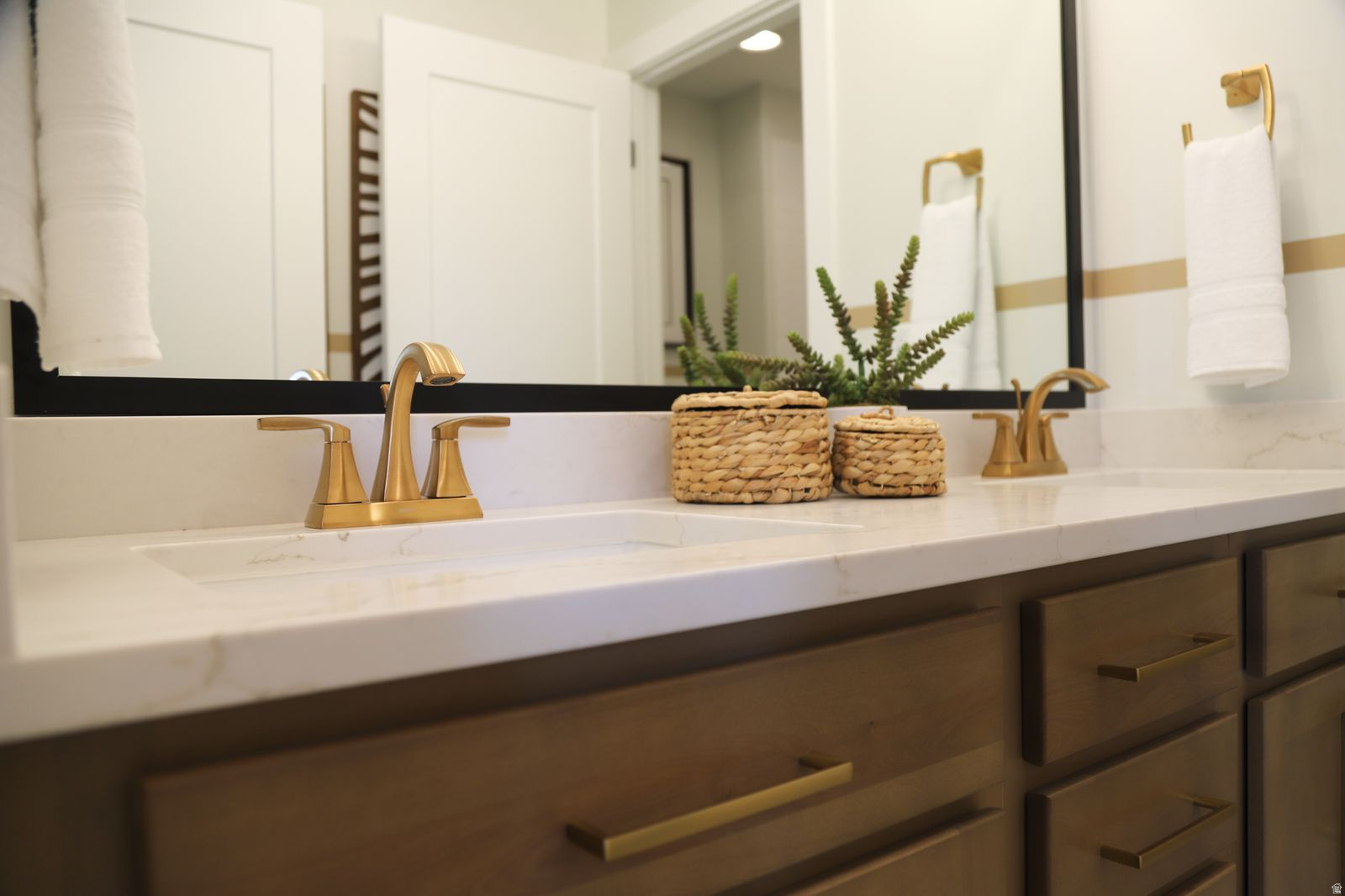 RIVERSIDE ESTATES - Residential