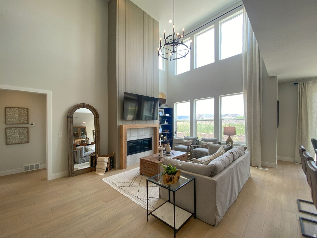 RIVERSIDE ESTATES - Residential