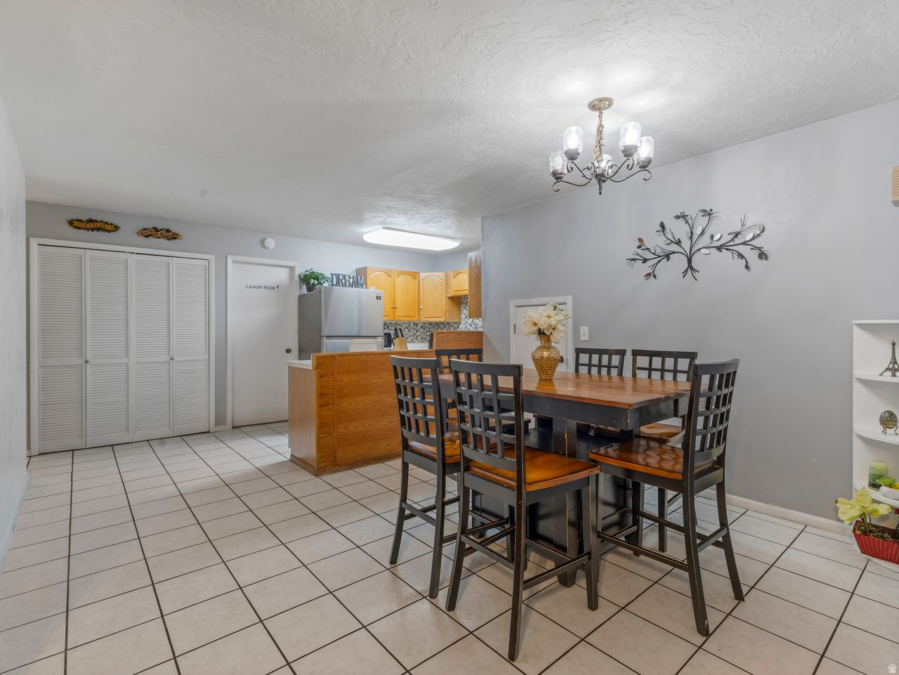 MOUNTAIN VIEW PARK - Residential