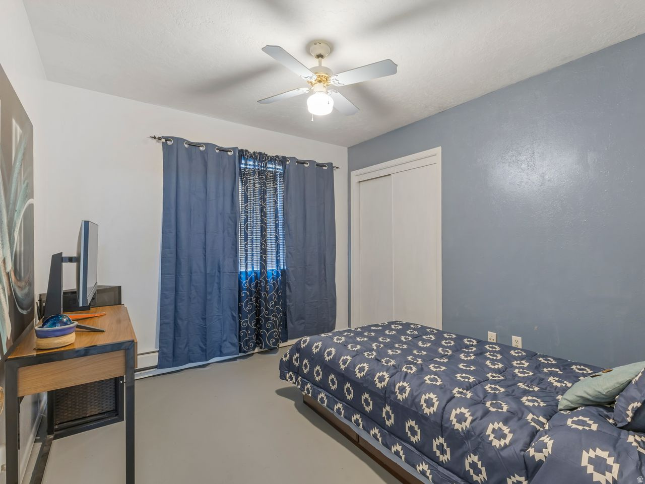 MOUNTAIN VIEW PARK - Residential