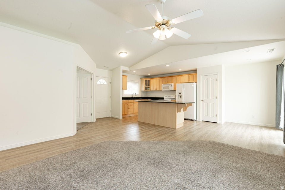 PHEASANT SPRINGS 1 - Residential