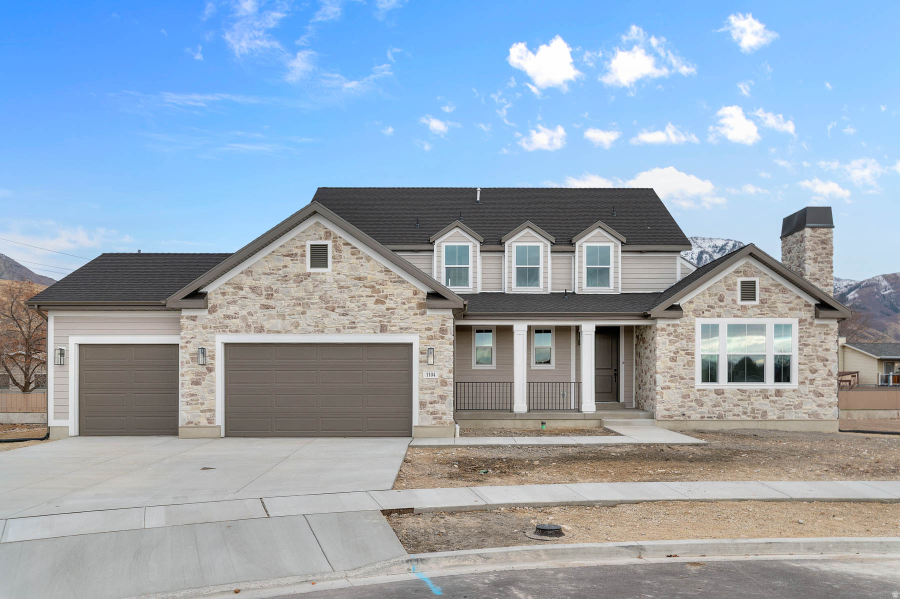 CARRARA VILLAS 5 - Residential