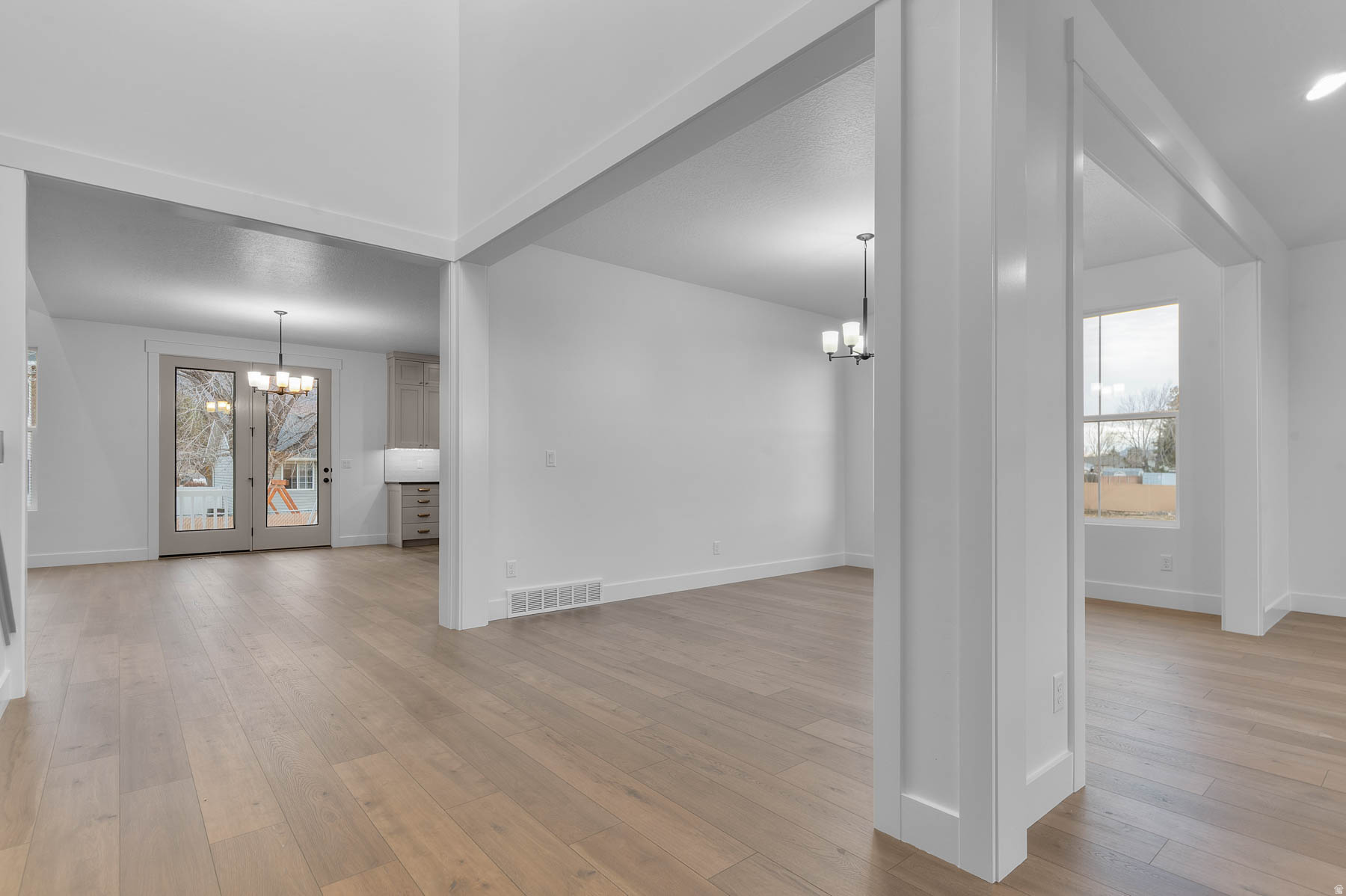 CARRARA VILLAS 5 - Residential