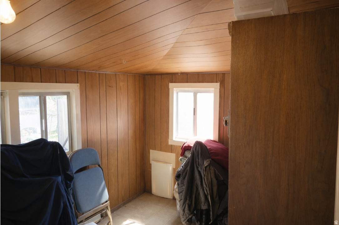 YOUNG PROPERTY - Residential