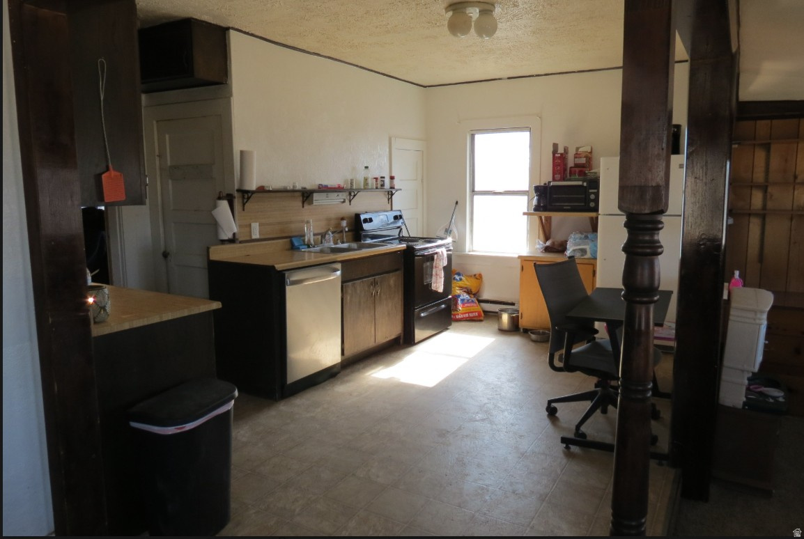 YOUNG PROPERTY - Residential