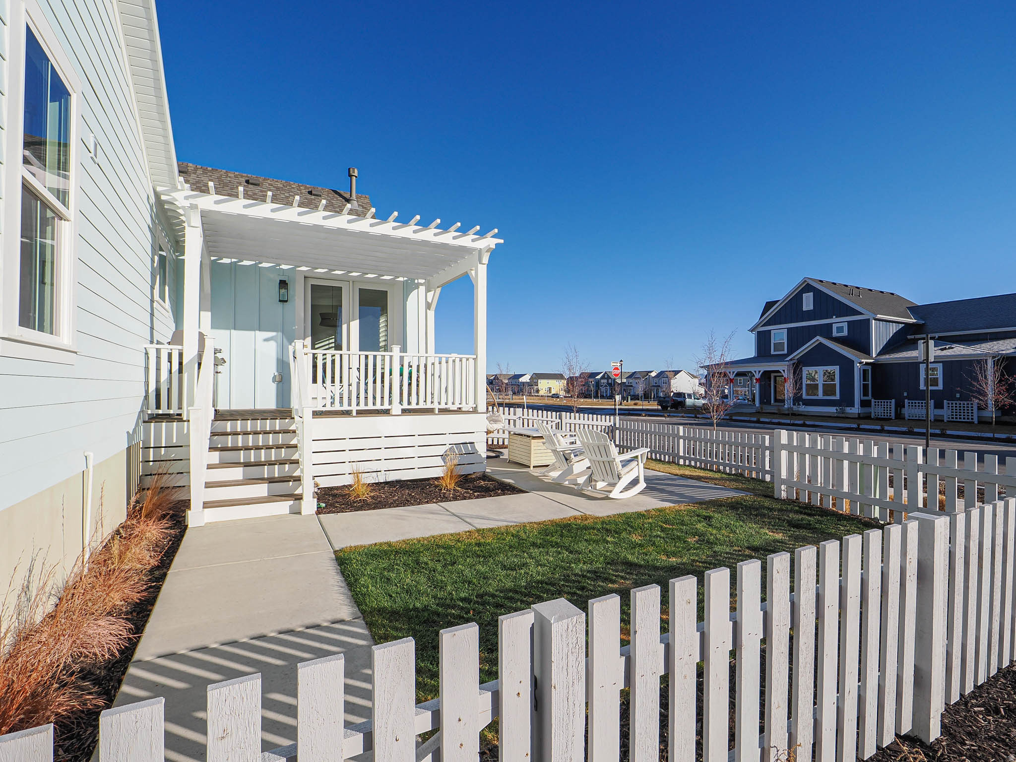 DAYBREAK - Residential