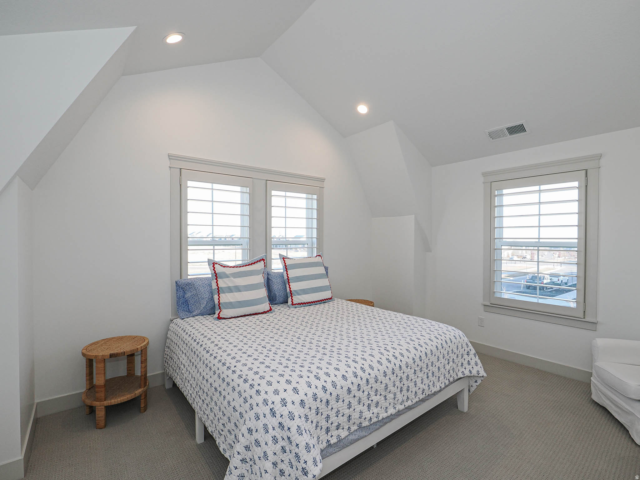 DAYBREAK - Residential