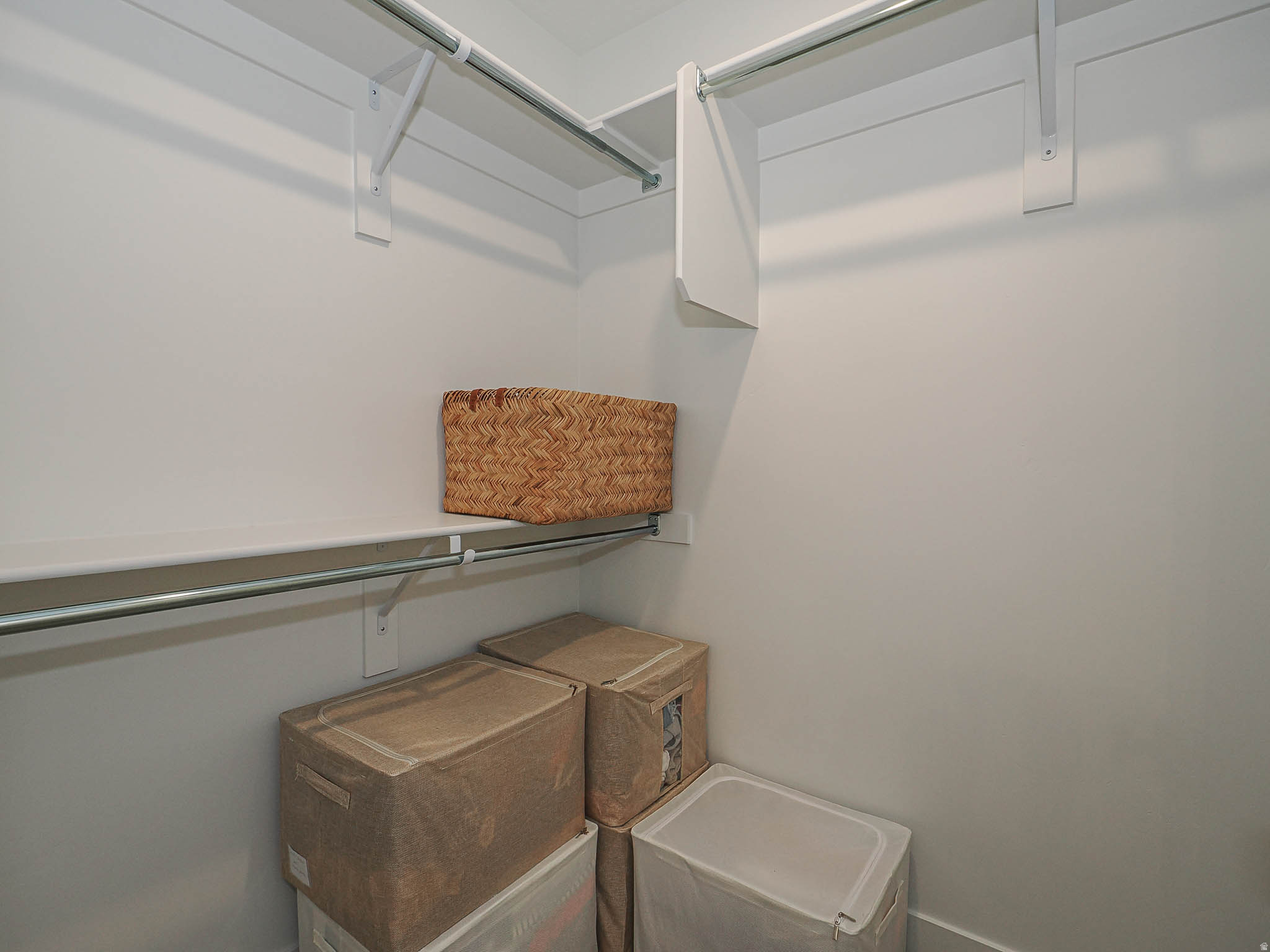 DAYBREAK - Residential