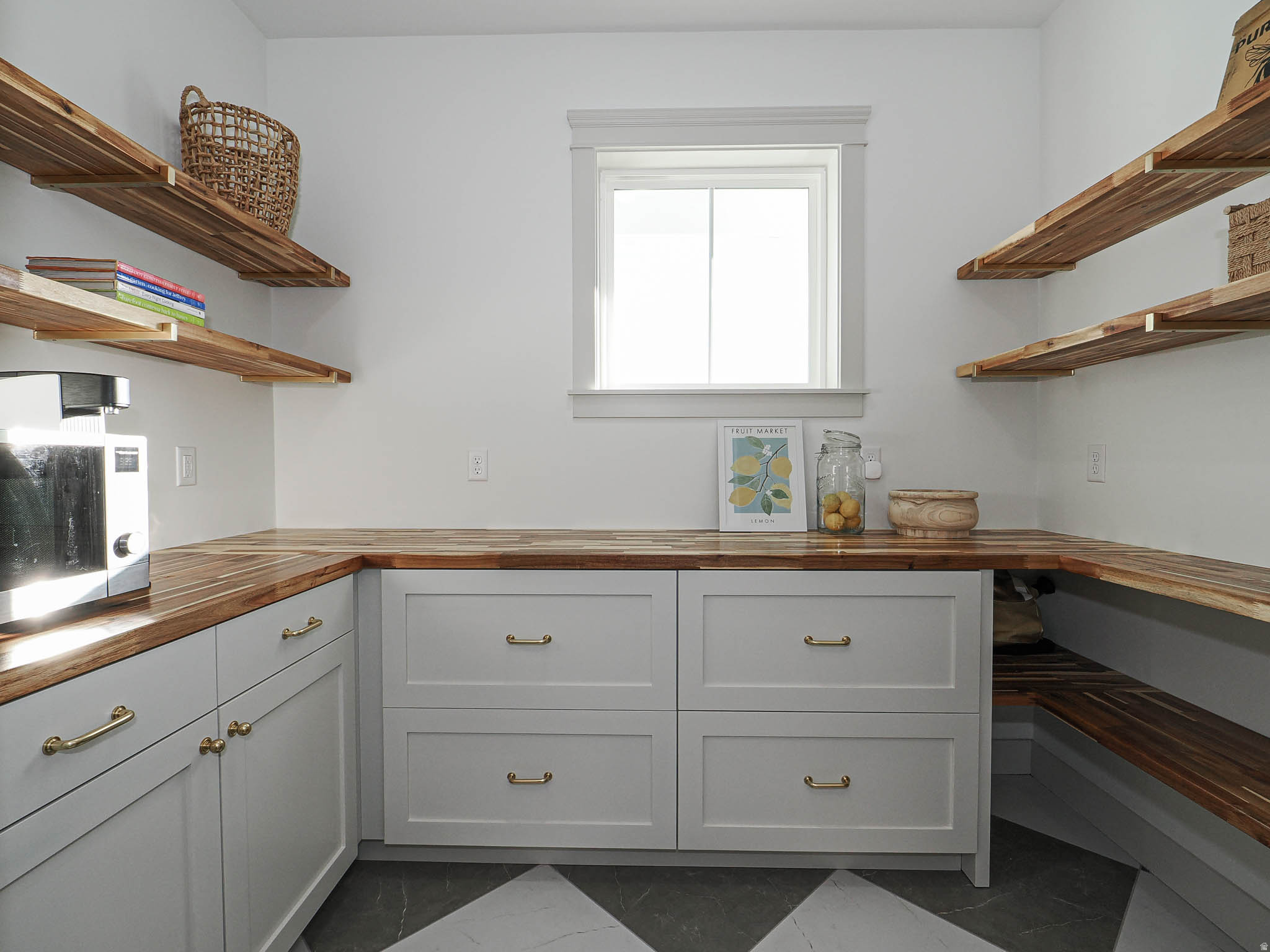 DAYBREAK - Residential