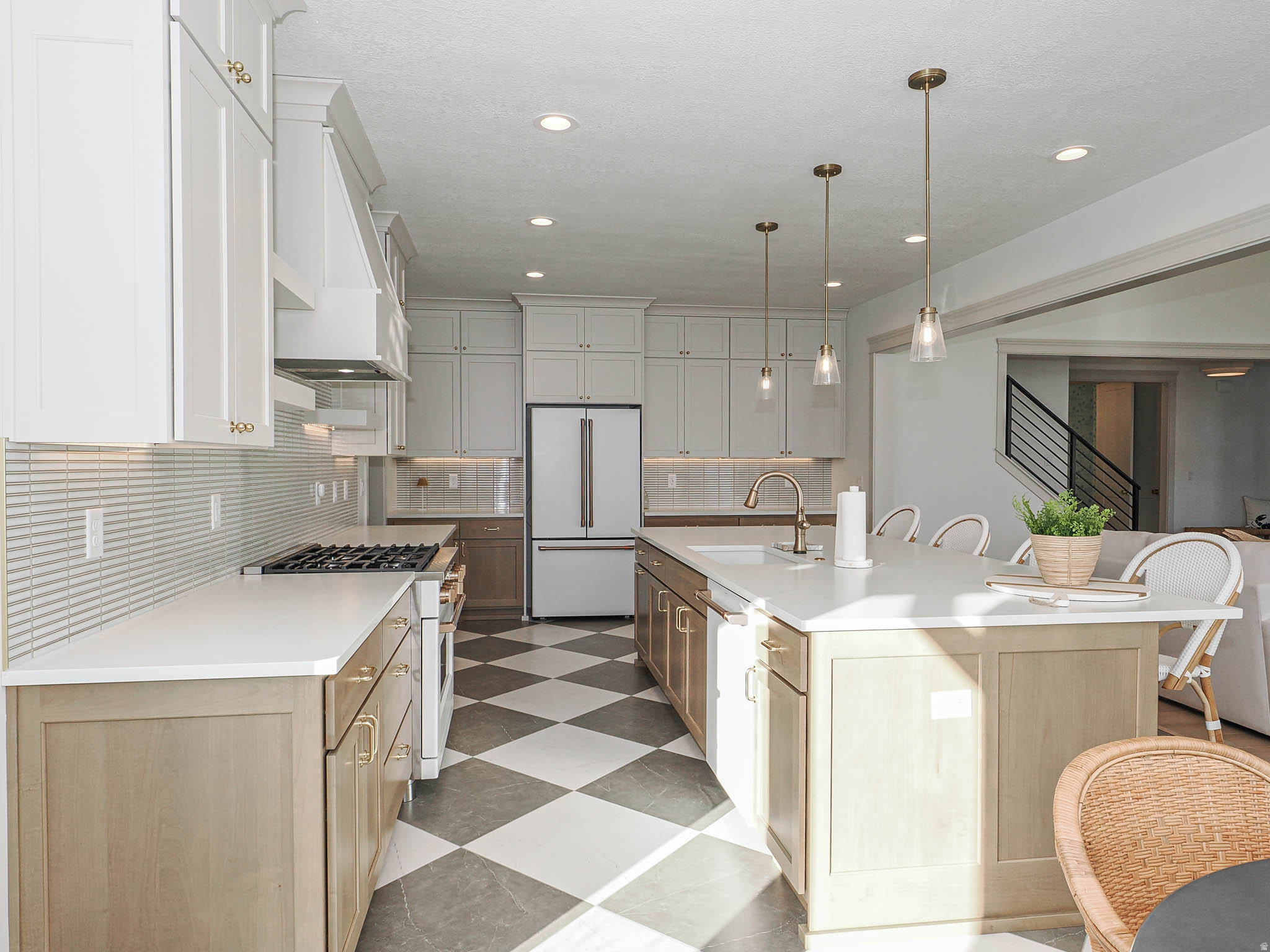 DAYBREAK - Residential