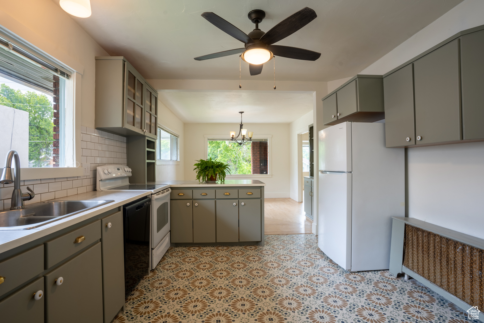 354 N 200, Logan, Utah image 9