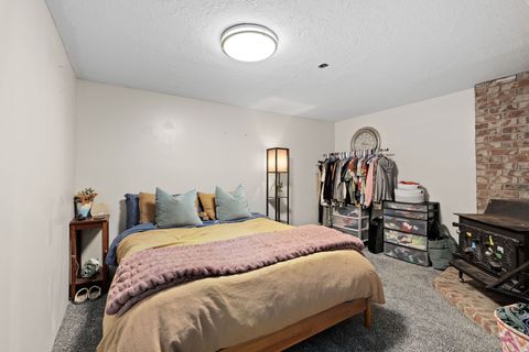 Tiny photo for 537 E 1900 N, North Ogden, UT 84414 (MLS # 2153150)