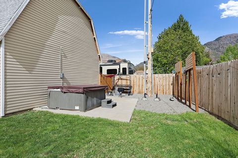 Tiny photo for 537 E 1900 N, North Ogden, UT 84414 (MLS # 2153150)